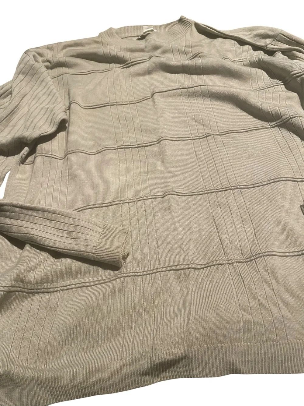 Cassel size CL Men's Crew Neck Sweater in Beige perfect never worn